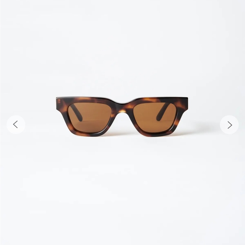 NWOT Chimi 11 Tortoise Sunglasses